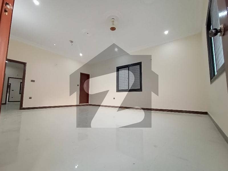 3 Bed Drawing Dine House 1st Floor 300 Yards Available For Rent In North Karachi 11-a , 60,000 Rent