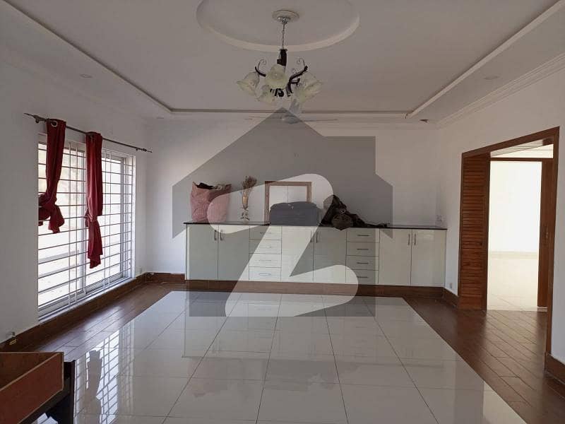 1 Kanal Upper Portion Beautiful Location For Rent In Bahria Town Phase 8