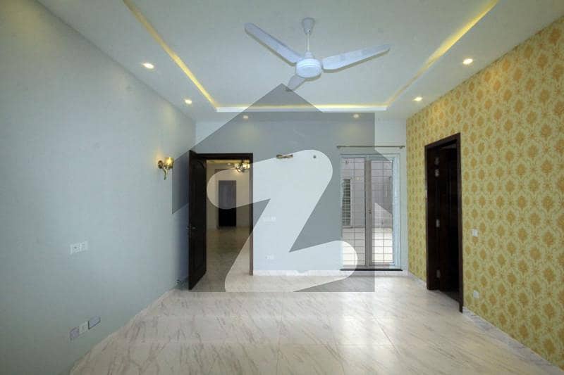 ڈی ایچ اے فیز 6 ڈیفنس (ڈی ایچ اے) لاہور میں 3 کمروں کا 1 کنال بالائی پورشن 66 ہزار میں کرایہ پر دستیاب ہے۔