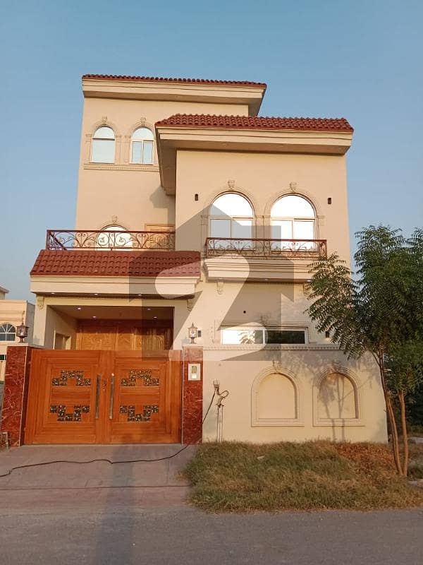 5 Marla Beautiful House For Sale In Royal Orchard Multan