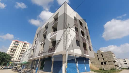 گلشنِ معمار - سیکٹر زیڈ گلشنِ معمار گداپ ٹاؤن کراچی میں 3 کمروں کا 5 مرلہ فلیٹ 1.35 کروڑ میں برائے فروخت۔