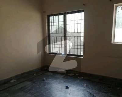 House Sized 20 Marla Is Available For rent In Wapda City