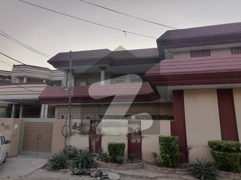 1 Kanal House For sale In Satellite Town