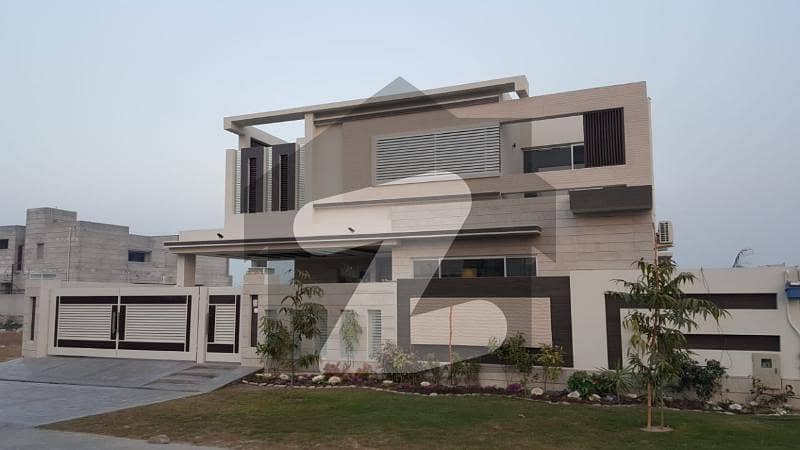 1 Kanal Modern Full House Available For Rent at Ideal Location