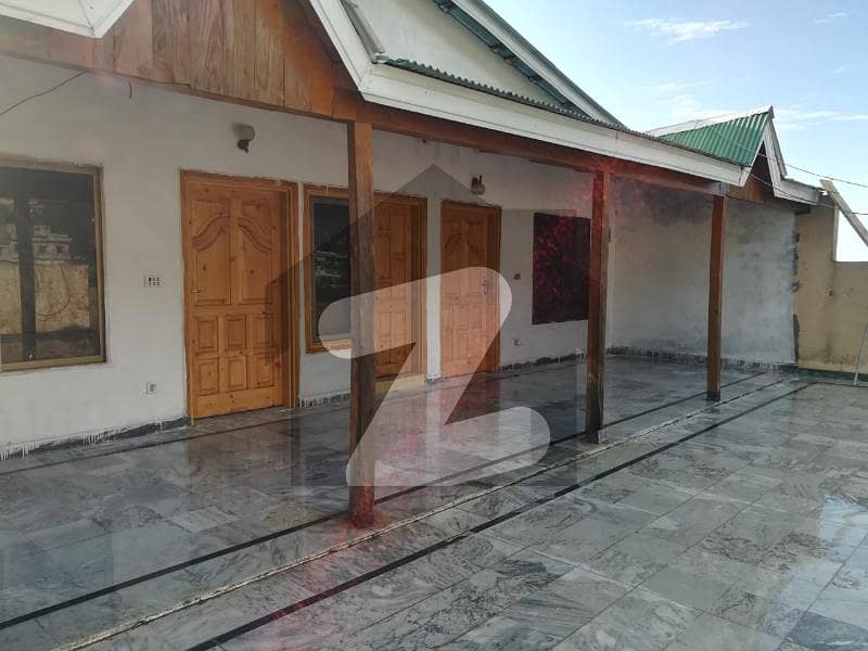 Triple Storey House Available For Sale in Maira Muzzafar