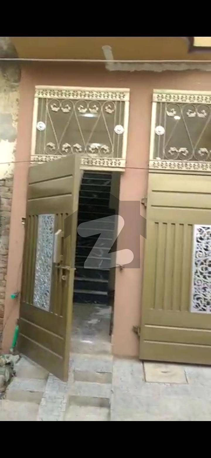 خان کالونی روڈ اوکاڑہ میں 3 کمروں کا 3 مرلہ مکان 45 لاکھ میں برائے فروخت۔