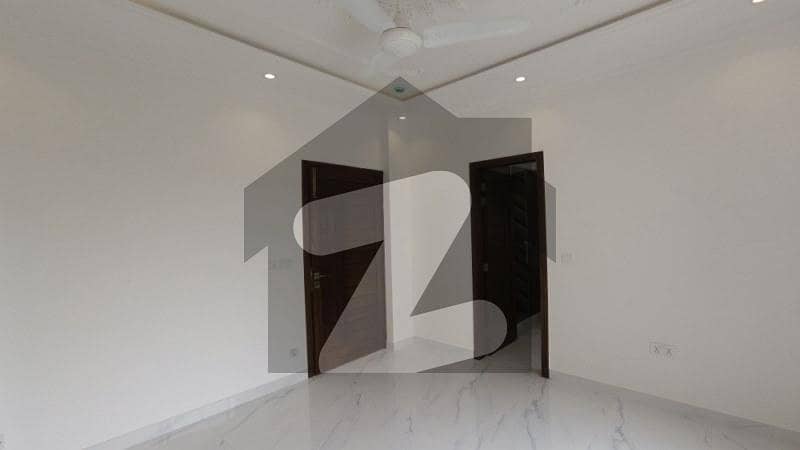 Reasonably-Priced 1 Kanal House In DHA Phase 4 - Block GG, Lahore Is Available As Of Now