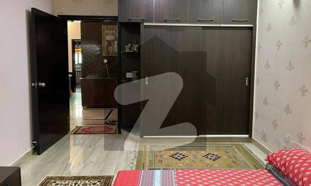 Lower Portion Of 10 Marla For rent In Allama Iqbal Town - Ravi Block