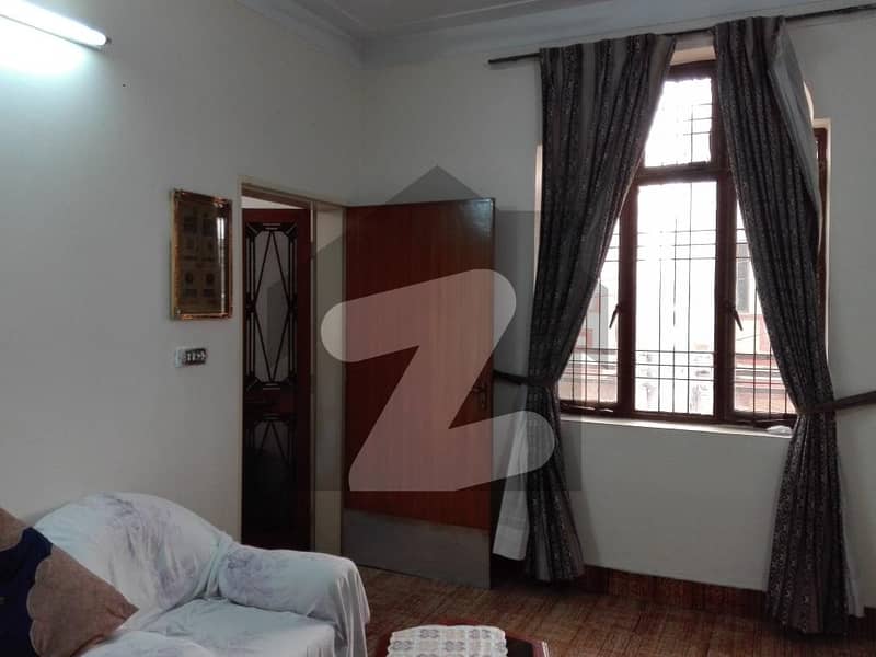 5 Marla Lower Portion Situated In Sabzazar Scheme - Block Q For rent