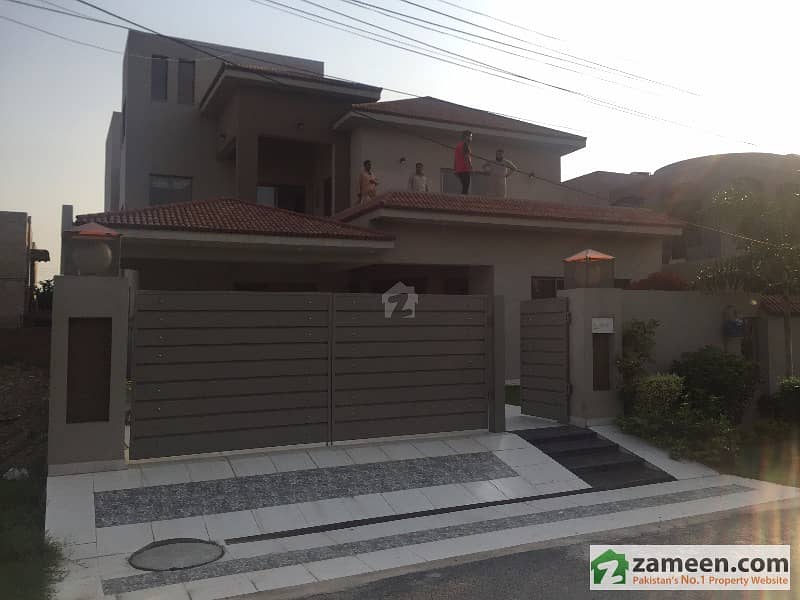 01 Kanal Double Story House For Sale In Punjab Coop Housing Society