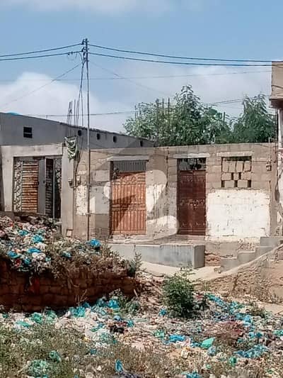 چِستی نگر اورنگی ٹاؤن کراچی میں 2 کمروں کا 3 مرلہ مکان 22 لاکھ میں برائے فروخت۔