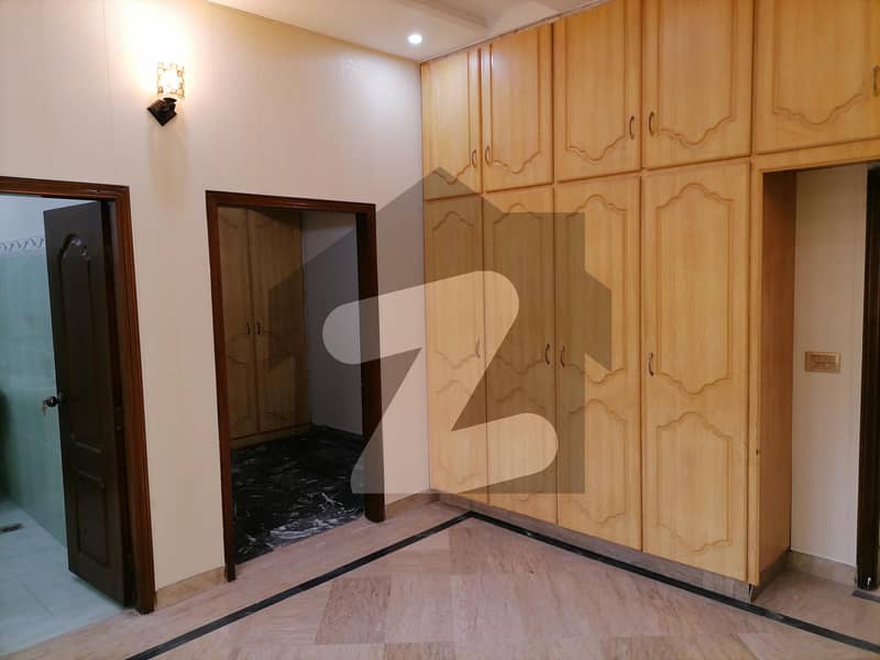 نیو چوبرجی پارک لاہور میں 5 کمروں کا 5 مرلہ مکان 2.6 کروڑ میں برائے فروخت۔
