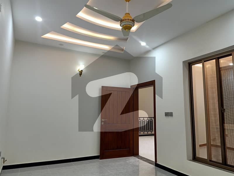 1125 Square Feet House Available For Sale In Badshahi Road If You Hurry