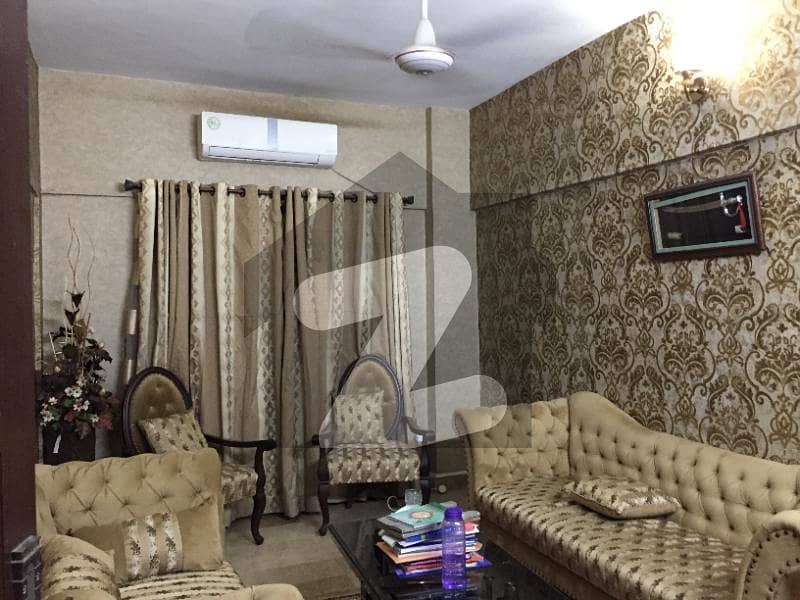 سی پی برار سوسائٹی گلشنِ اقبال ٹاؤن کراچی میں 3 کمروں کا 7 مرلہ بالائی پورشن 2.5 کروڑ میں برائے فروخت۔