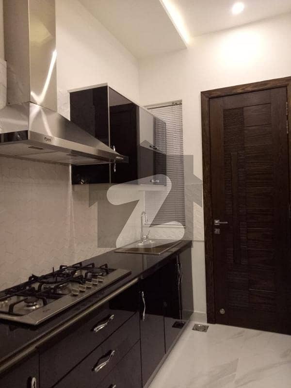 10 Marla Full House For Rent In DD Block Phase 4 DHA Lahore