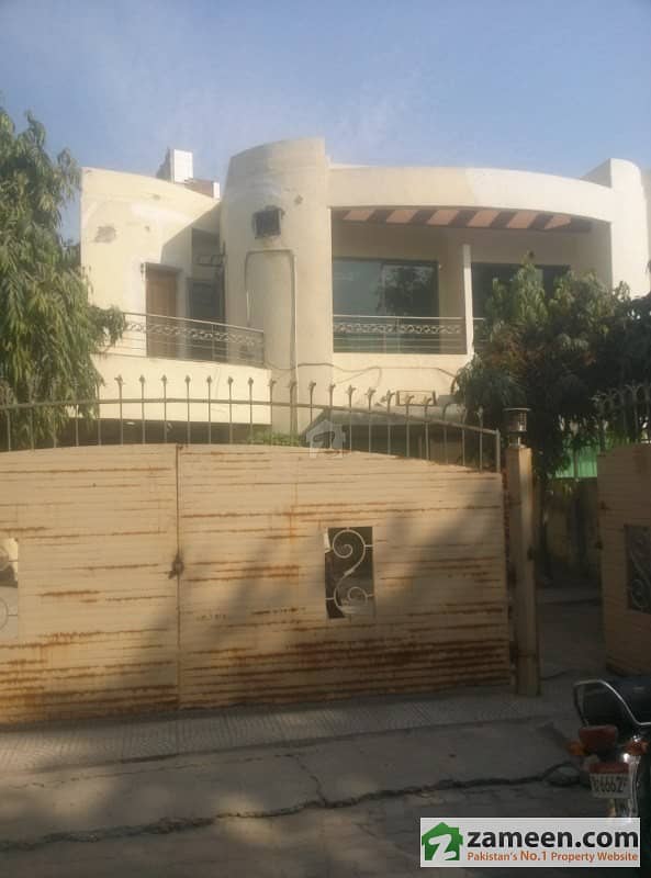 Double Storey Commercial House Is Available For Sale