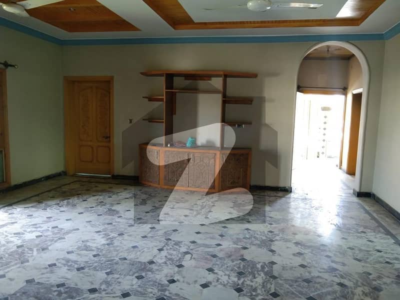 Elegant villa for rent Main Mansehra Road, Abbottabad ID41304470