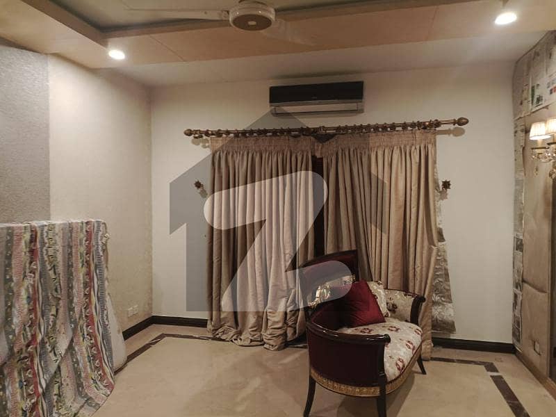 Beautiful Location 1 Kanal Fully House With Ac Curtain Fitted Is Available For Rent In Dha Phase 4