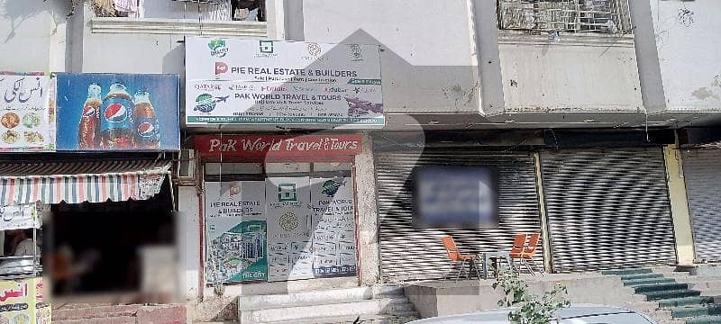 نارتھ ناظم آباد ۔ بلاک ڈی نارتھ ناظم آباد کراچی میں 2 مرلہ دکان 35 ہزار میں کرایہ پر دستیاب ہے۔