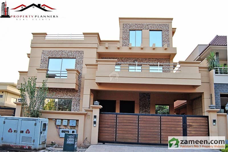 30x60 Square Feet Full House In G13/2 - Islamabad 30x60 Square Feet Full House In G13/2 - Islamabad