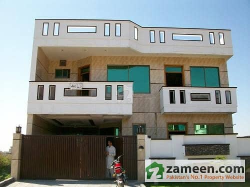 35x70 Brand New And Beautiful House For Sale In G-13 Islamabad