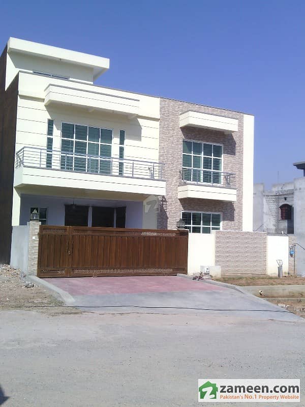 40x80 Brand New House For Sale In G-13