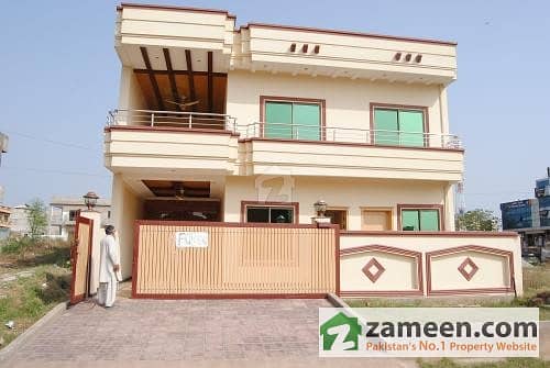 35X70 House For Sale In G-13/4