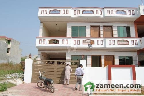 35*70 - House For Sale In G-13/4