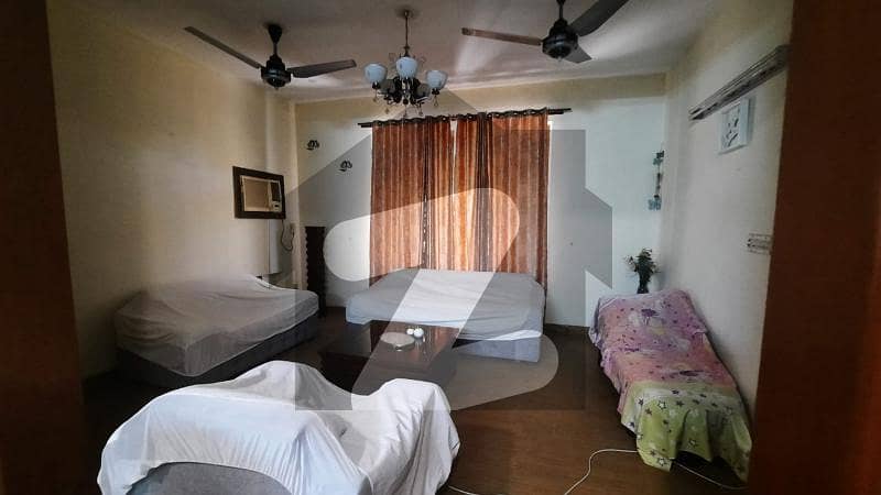 ٹیک سوسائٹی ۔ بلاک سی ٹیک سوسائٹی لاہور میں 4 کمروں کا 2 کنال مکان 13.5 کروڑ میں برائے فروخت۔