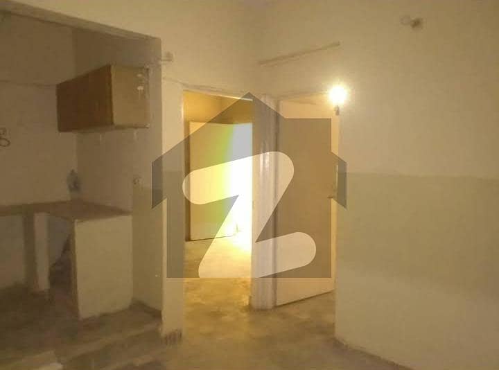 سکیم 33 کراچی میں 2 کمروں کا 3 مرلہ فلیٹ 30 لاکھ میں برائے فروخت۔