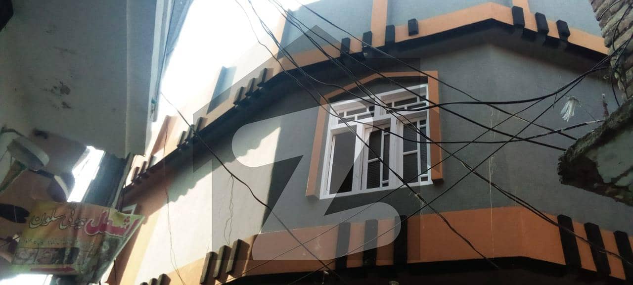 حاجی ٹاؤن پشاور میں 3 کمروں کا 2 مرلہ مکان 64 لاکھ میں برائے فروخت۔
