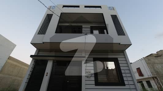 ڈائمنڈ سٹی گلشنِ معمار گداپ ٹاؤن کراچی میں 4 کمروں کا 4 مرلہ مکان 1.45 کروڑ میں برائے فروخت۔