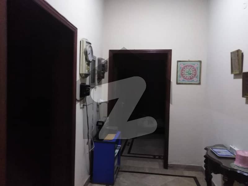 House Of 15 Marla For rent In Faisal Town - Block C