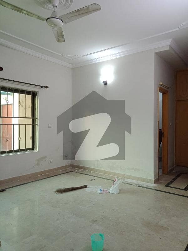 35x70 Tirple Storey House In G-13 Islamabad For Rent