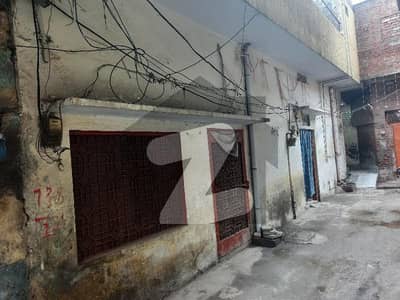 داتا نگر بادامی باغ لاہور میں 8 کمروں کا 5 مرلہ مکان 97 لاکھ میں برائے فروخت۔