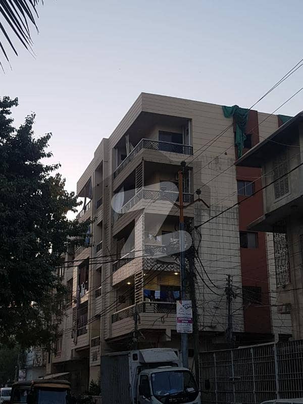 Good 1300 Square Feet Upper Portion For Sale In Nazimabad 1 - Block F