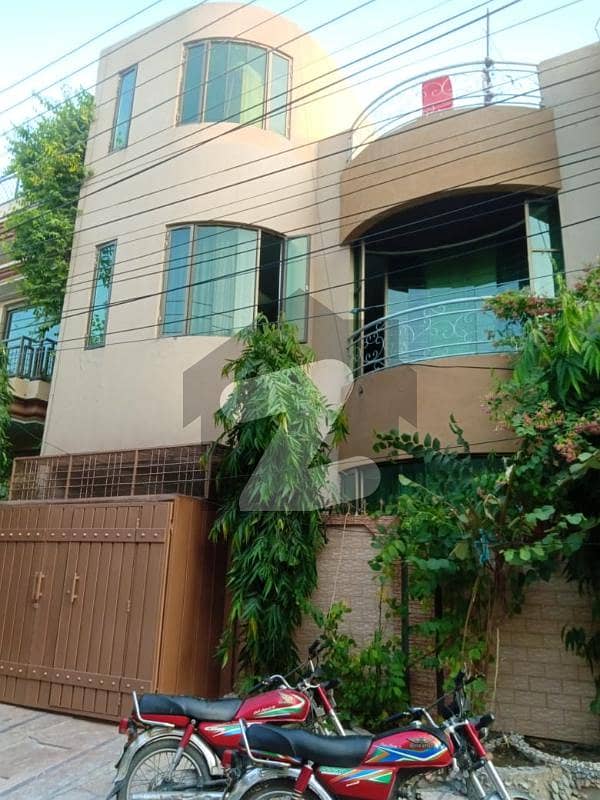 5 Marla 4-bed House For Sale In Johar Town Revenue Society