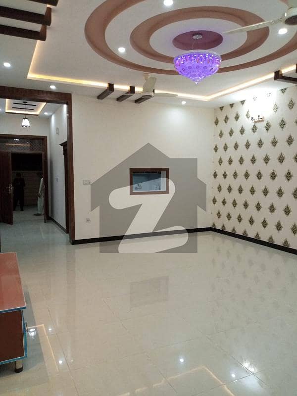 Dha Phase 1 10 Marla House For Rent