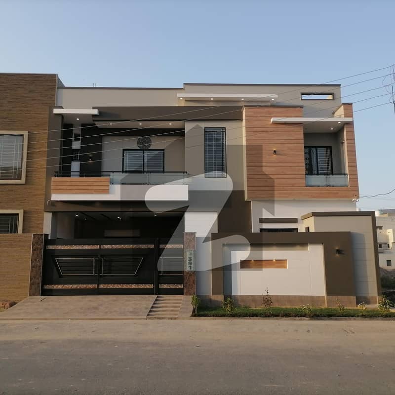Ideal 1395 Square Feet House Available In Jeewan City - Phase 5, Sahiwal