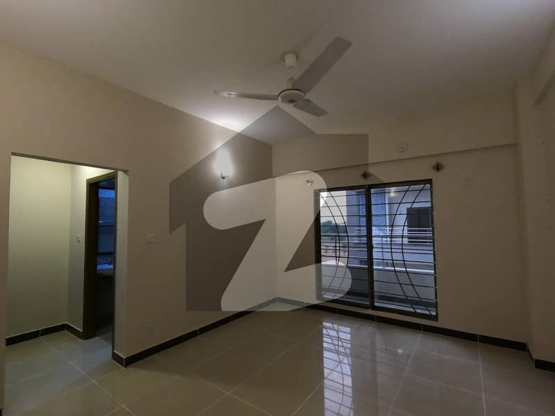 Gorgeous 2700 Square Feet Flat For rent Available In Askari 5 - Sector J