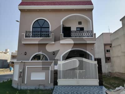 Ideal 5 Marla House Available In Dream Garden - Block D, Multan