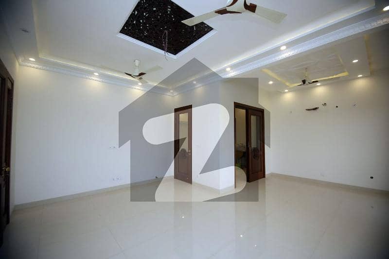 Independent Car Porch Kanal Upper Portion For Rent In Dha Phase 8 T