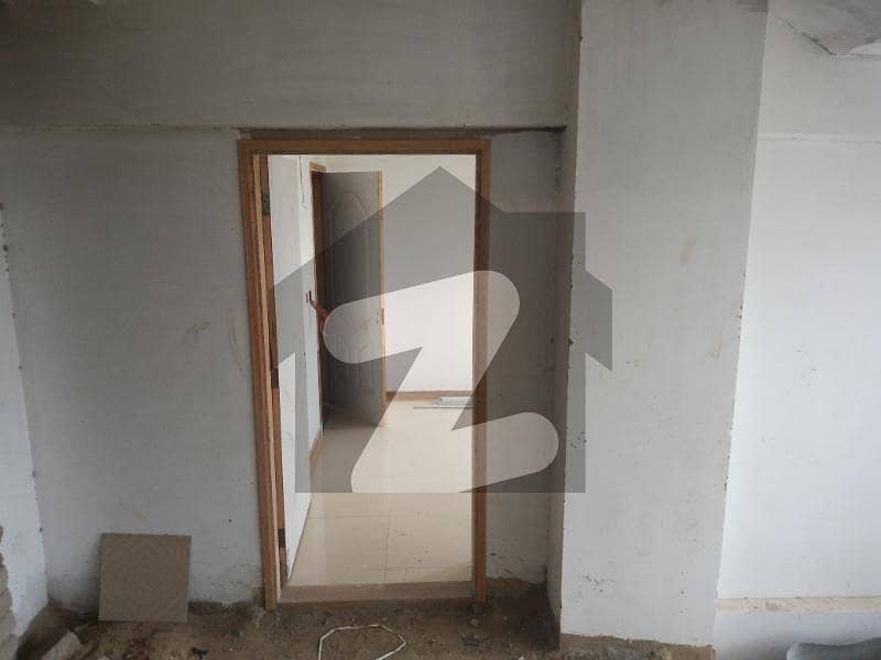 Flat For Sale Prime Location In Gulshan-e-maymar Sector-y4 Commercial