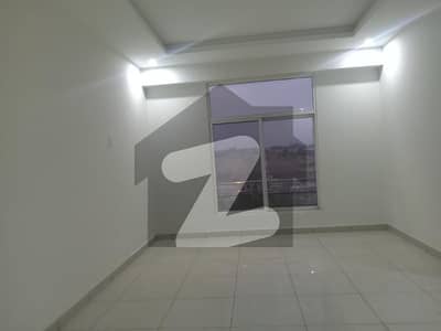 In Luxus Mall And Residency Flat Sized 920 Square Feet For Sale