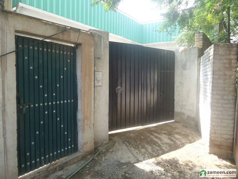 Single Storey House Is Available For Sale