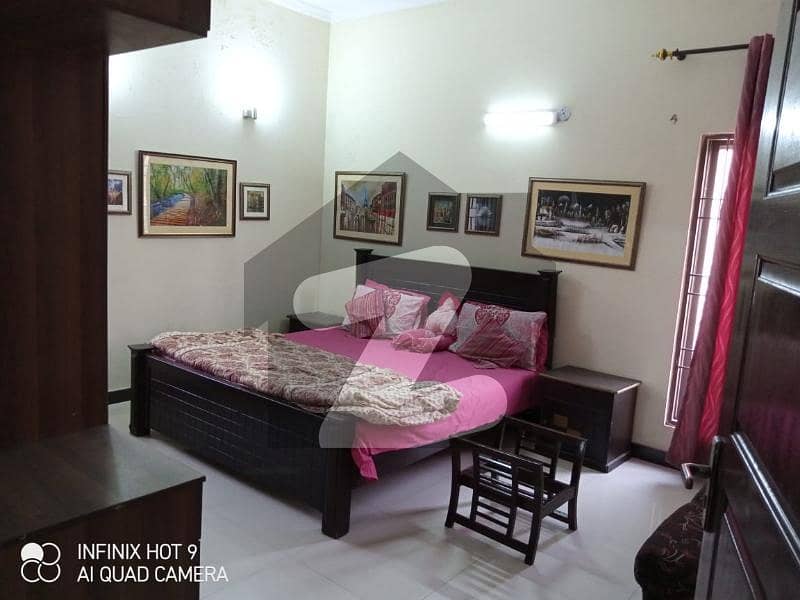 پی اے ایف آفیسرز کالونی کینٹ لاہور میں 6 کمروں کا 1 کنال مکان 4.6 کروڑ میں برائے فروخت۔