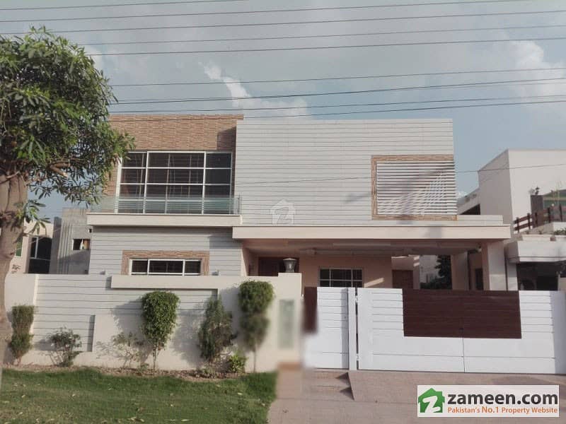 Double Unit House For Sale In EME Society
