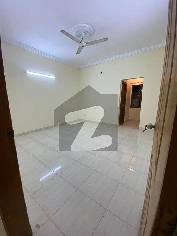 200 Yards Independent 2 Unit Bungalow In Prime Location In Dha Phase 4