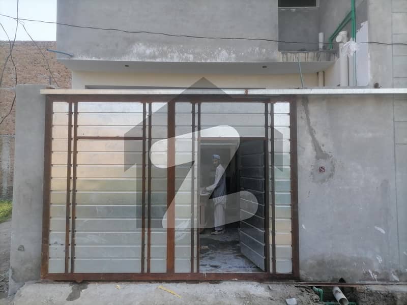 ورسک روڈ پشاور میں 4 کمروں کا 4 مرلہ مکان 1.2 کروڑ میں برائے فروخت۔