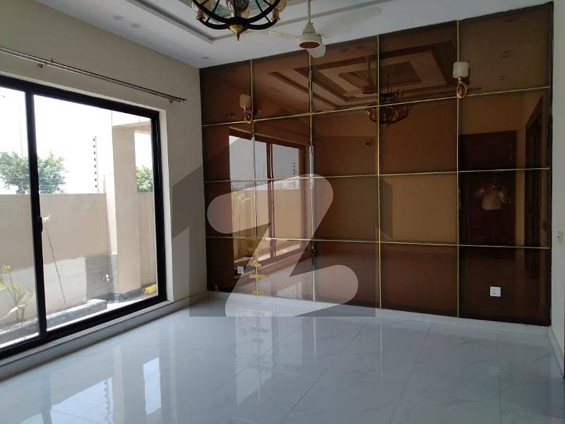 9 Bed Room 1 Kanal House For Rent In Dha Phase 5 J
